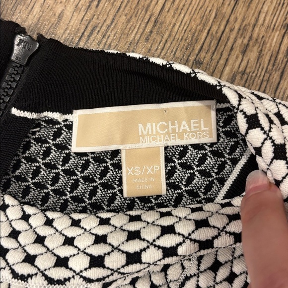MICHAEL Michael Kors Black and White Textured Dress - Picture 11 of 15